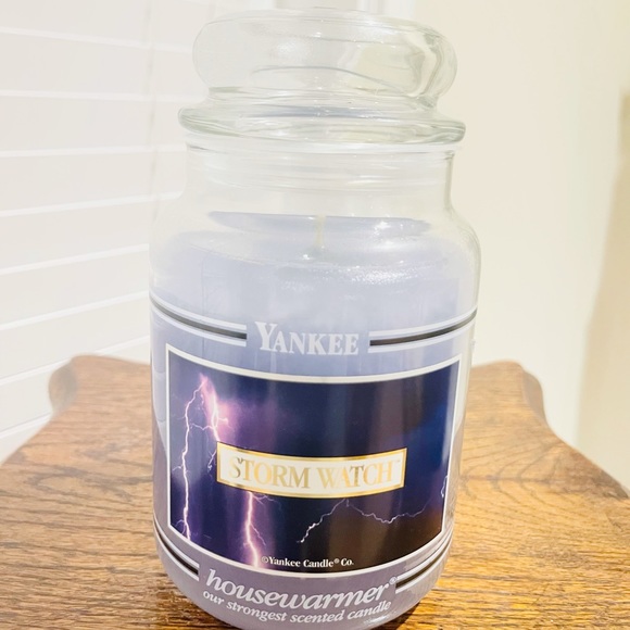 Yankee Candle Large Storm Watch